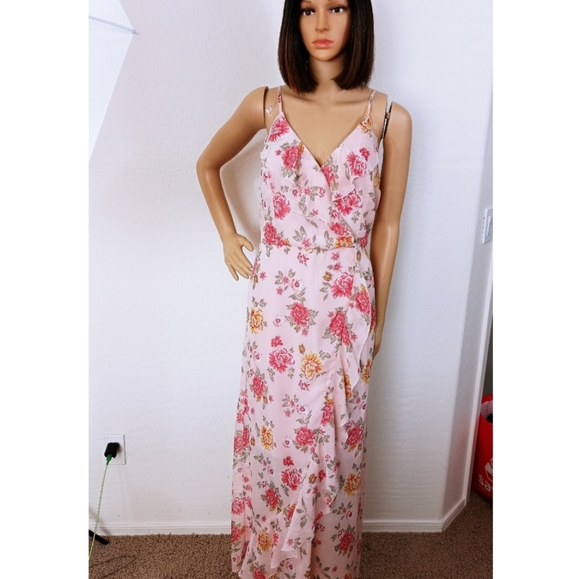 No Boundaries Dresses & Skirts - No Boundaries floral print maxi